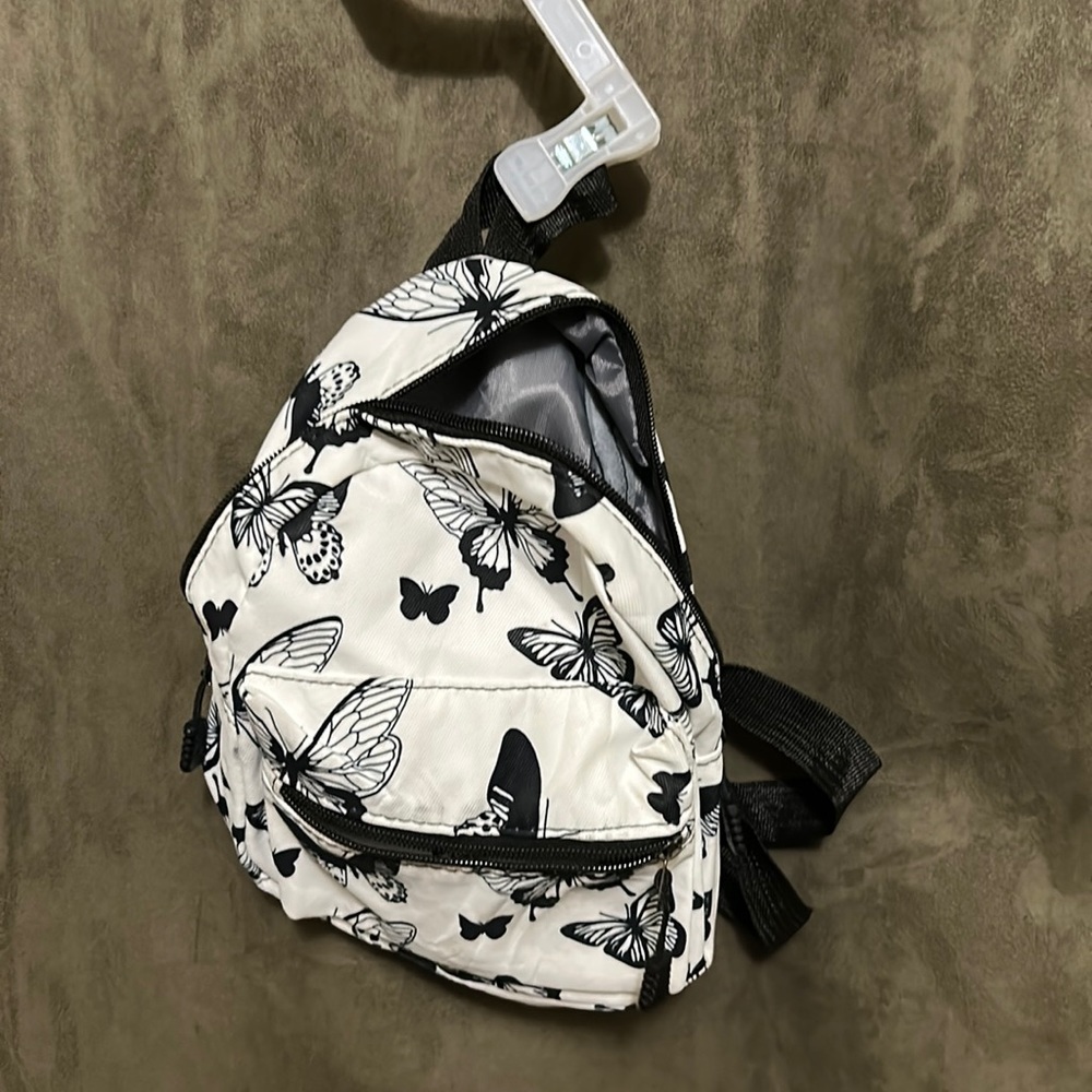 Item 129 mini backpack with butterflies